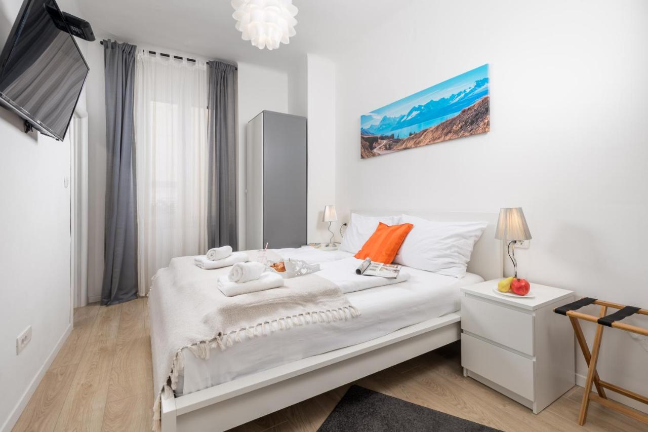 Delta Rooms Rijeka Exterior photo